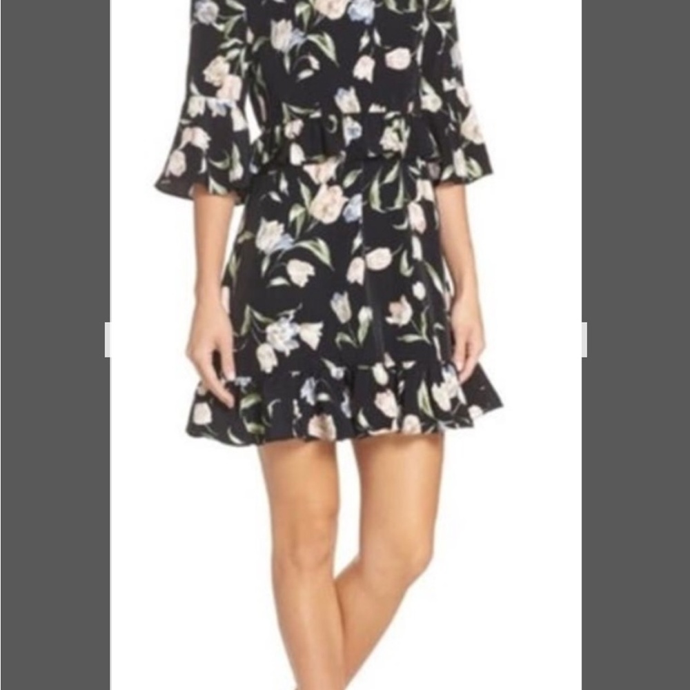 Avec Les Filles Black Floral Dress - sz 8 - Bell Sleeves - Ruffle Trim